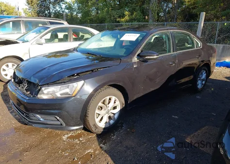 2018 Volkswagen Passat 2.0T R-Line/2.0T S из США, поврежденный, VIN 1VWAA7A30JC011158